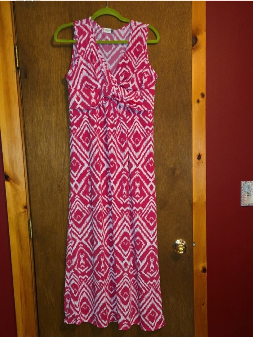 3 Beautiful Maxi Dresses - Picture 8 of 10